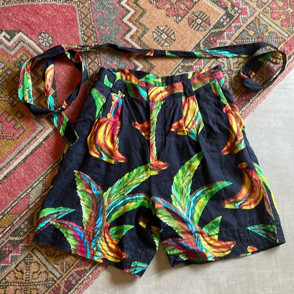 FARM Rio | Shorts | Farm Rio Preta Banana Linen Shorts | Poshmark